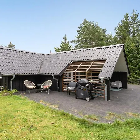 Runa - 500m From The Sea In Ne Jutland By Interhome *